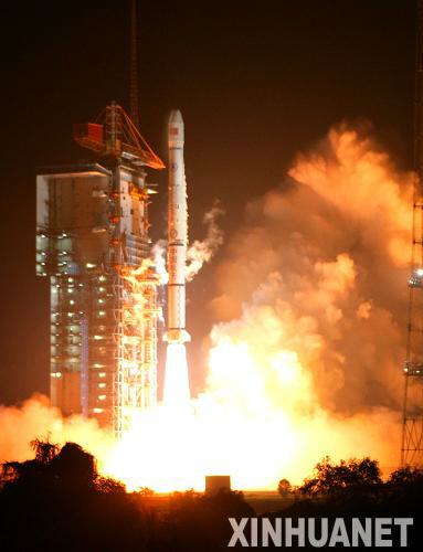８月１日５時３０分，我國在西昌衛星發射中心用長征三號甲運載火箭，成功發射第五顆北斗導航衛星。新華社發